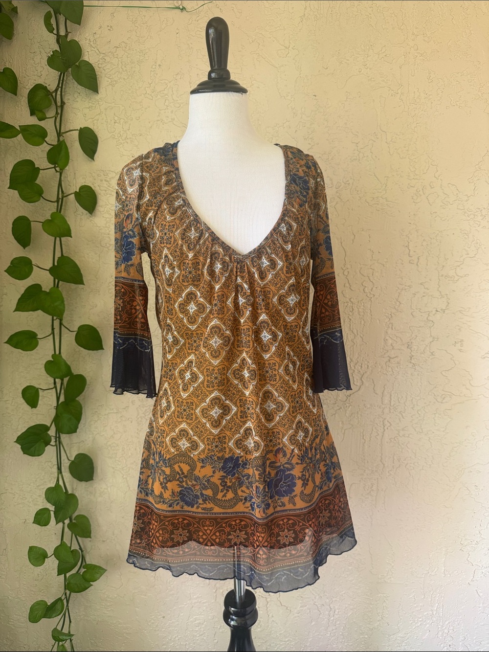 Solo Patterned V-Neck Tunic in Mustard and Navy